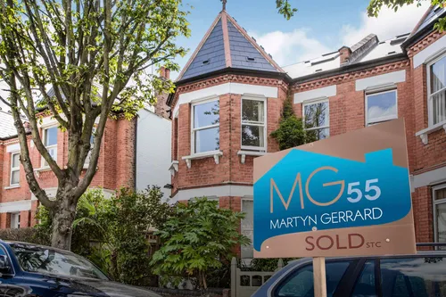 Selling your home Request Valuation - Martyn Gerrard